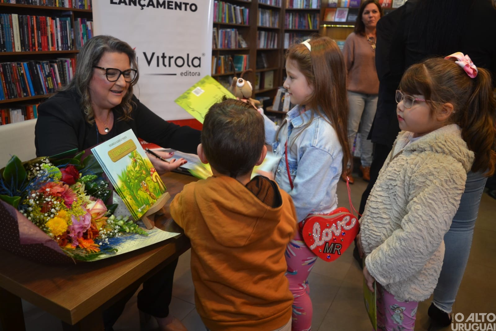 Frederiquense lança livro infantil