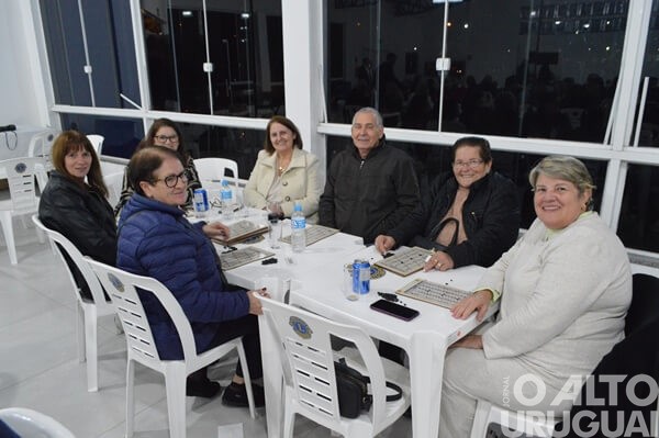 Lions realiza Jantar-Bingo em FW