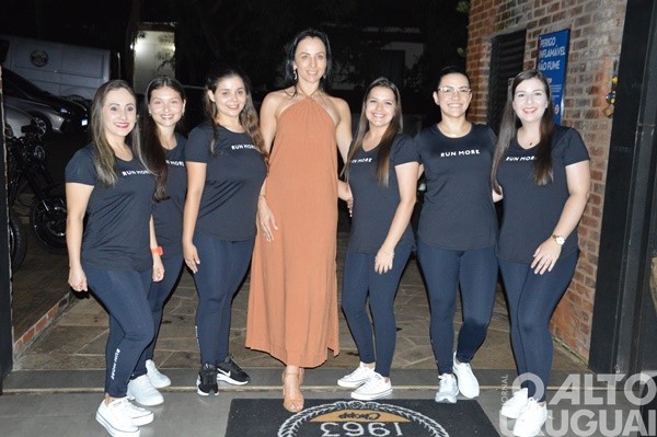 Divina Femme celebra nove anos com evento beneficente
