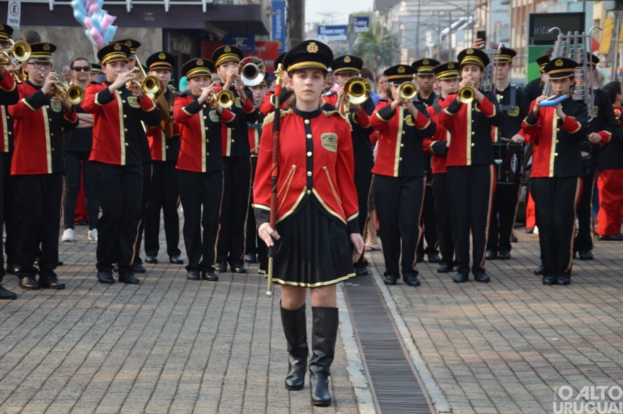 Frederico Westphalen realiza encontro de bandas marciais