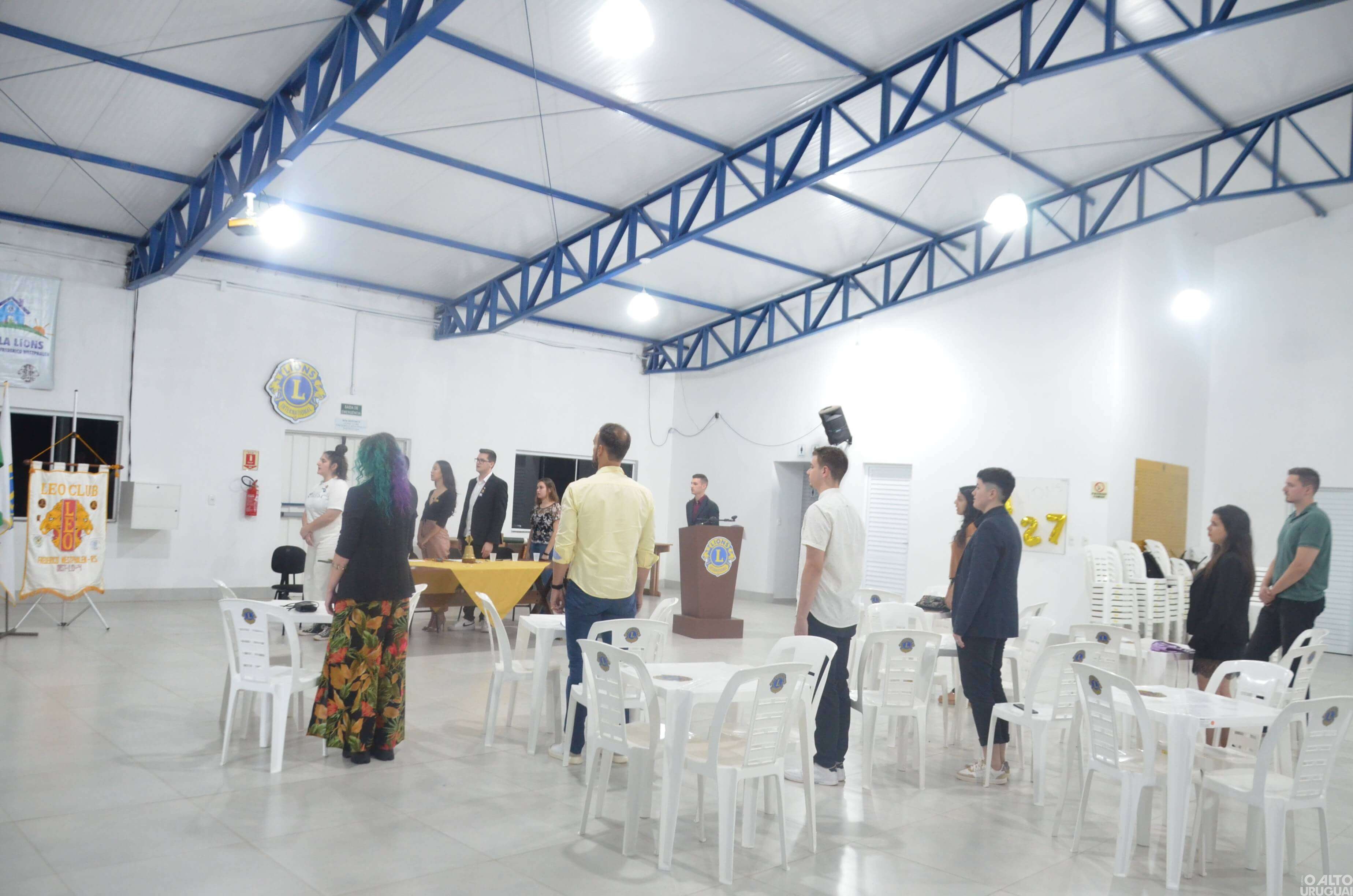 LEO Clube FW empossa nova diretoria