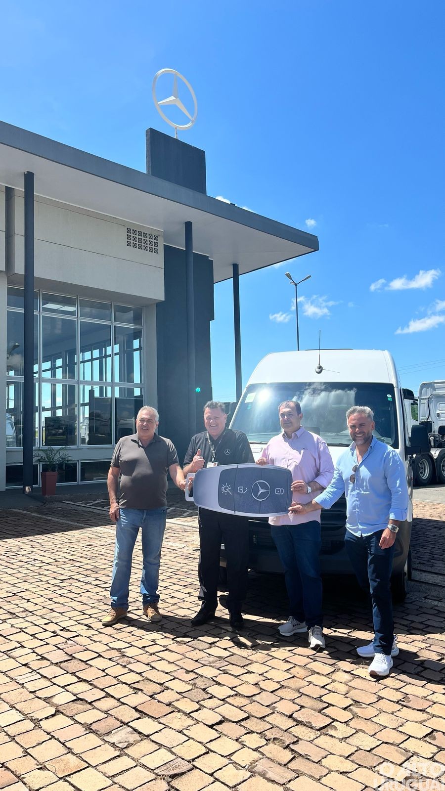 Van é adquirida com recursos do Legislativo de Planalto