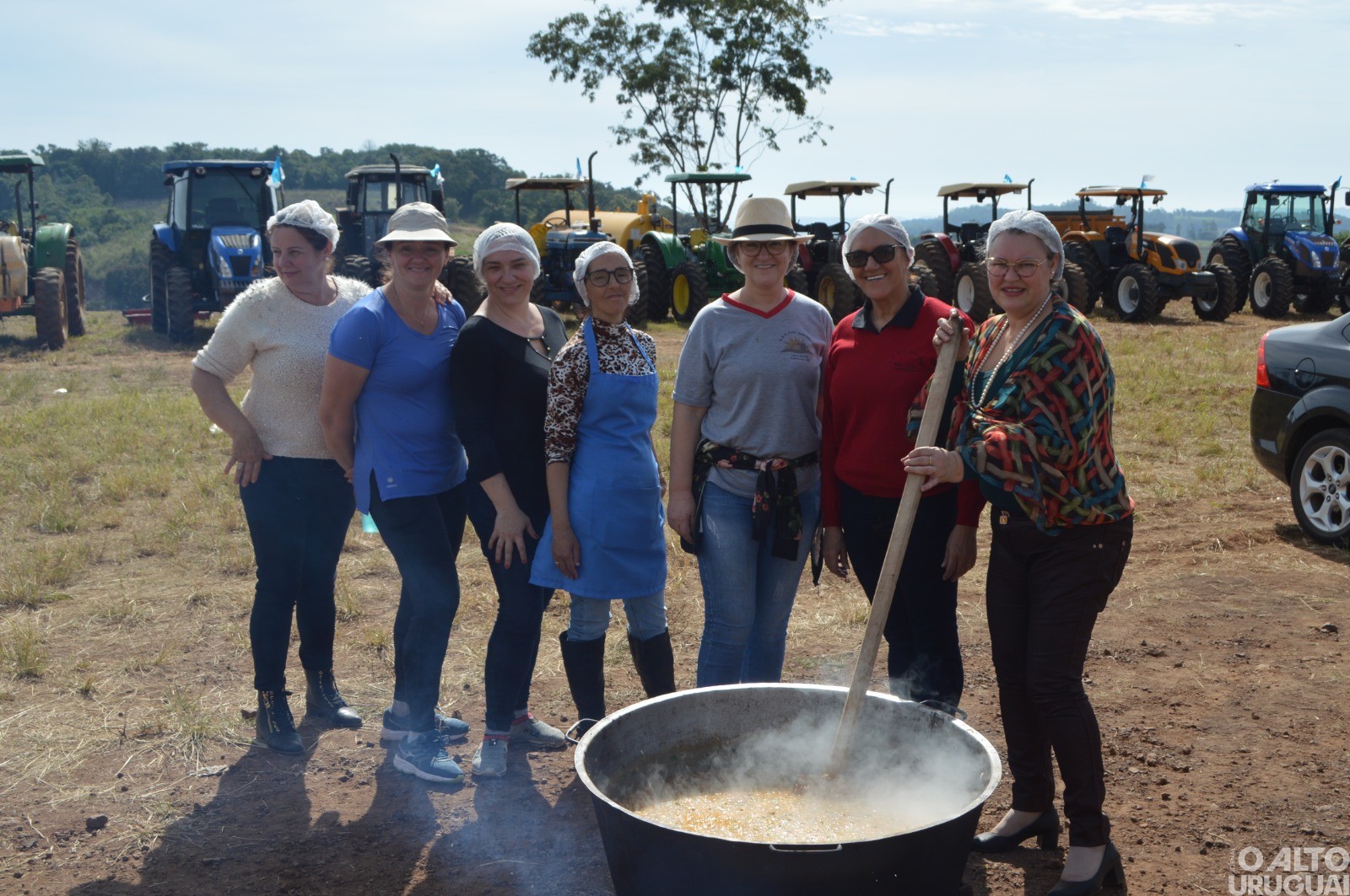 Almoço popular e corte do bolo marcam os 57 anos de Palmitinho