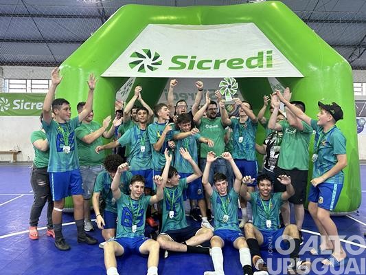 Copa Sicredi e Palmitinhense de Futsal envolve mais de 200 atletas