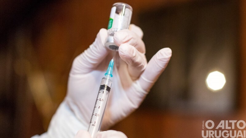 Estado convoca idosos e professores para se vacinar contra a gripe