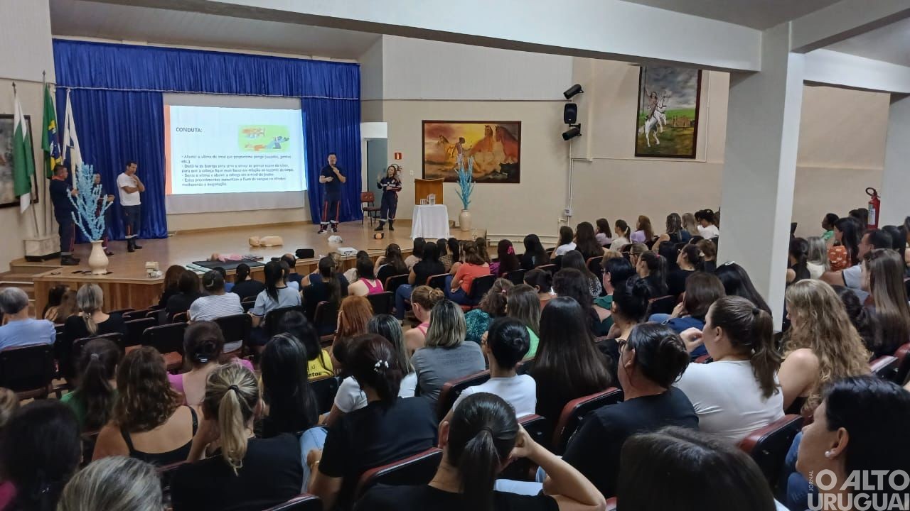 Secretaria da Educação de Seberi promove capacitação em primeiros socorros