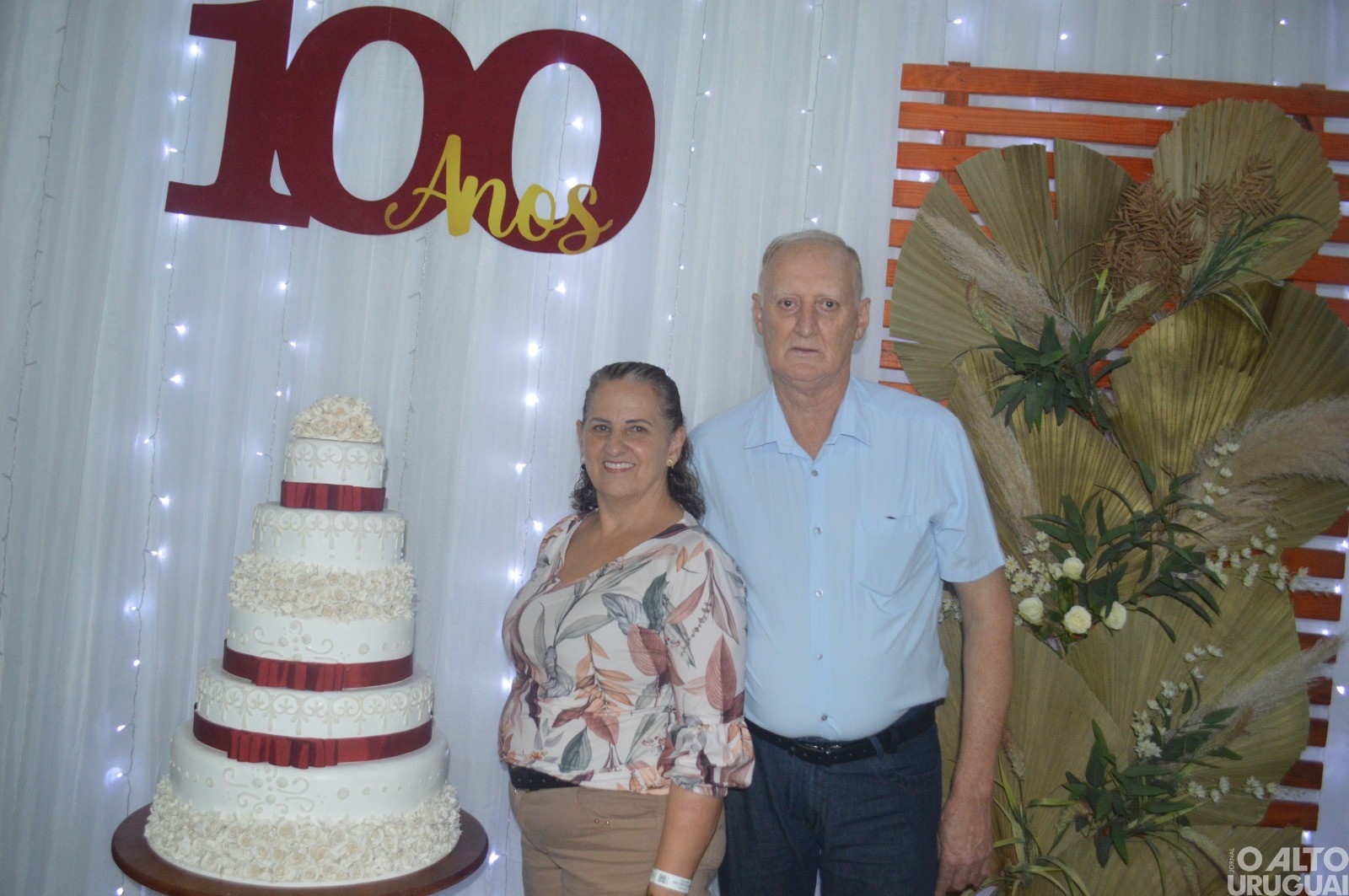 Centenas de pessoas participam das comemorações dos 100 anos de São João do Porto