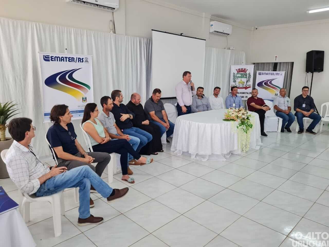 Sétimo Seminário Regional da Suinocultura é realizado em Vista Alegre