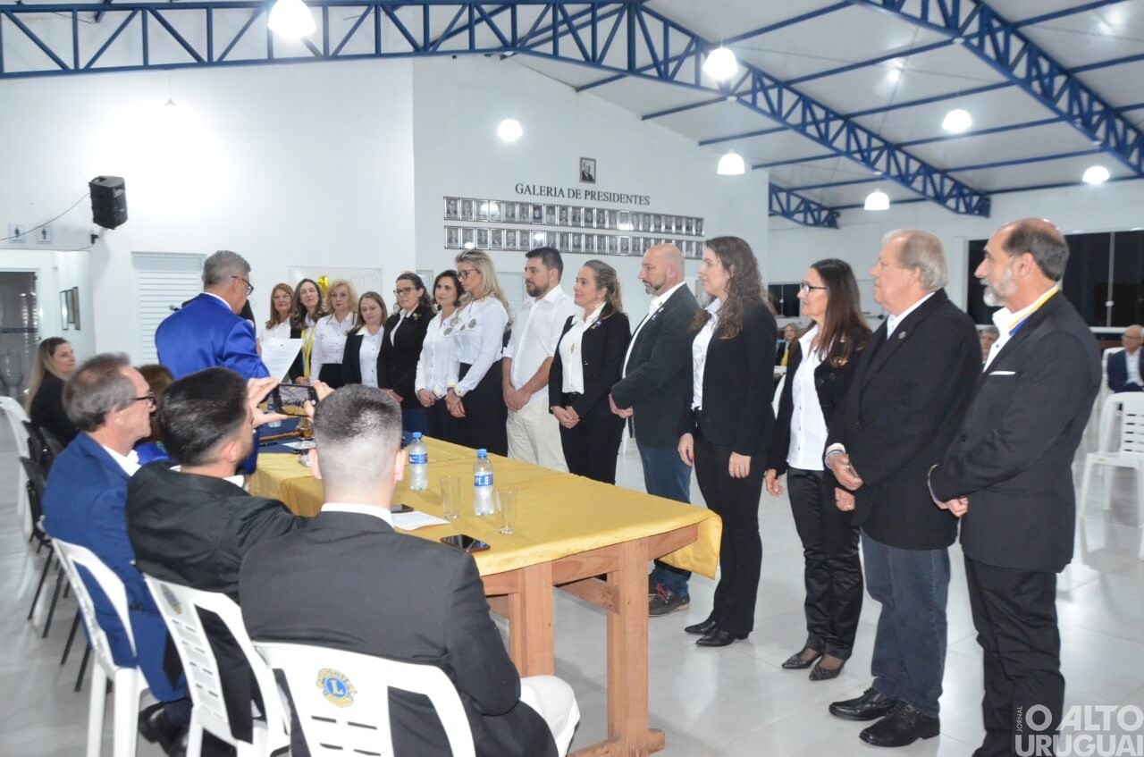 Lions Clube de FW dá posse a sua nova diretoria