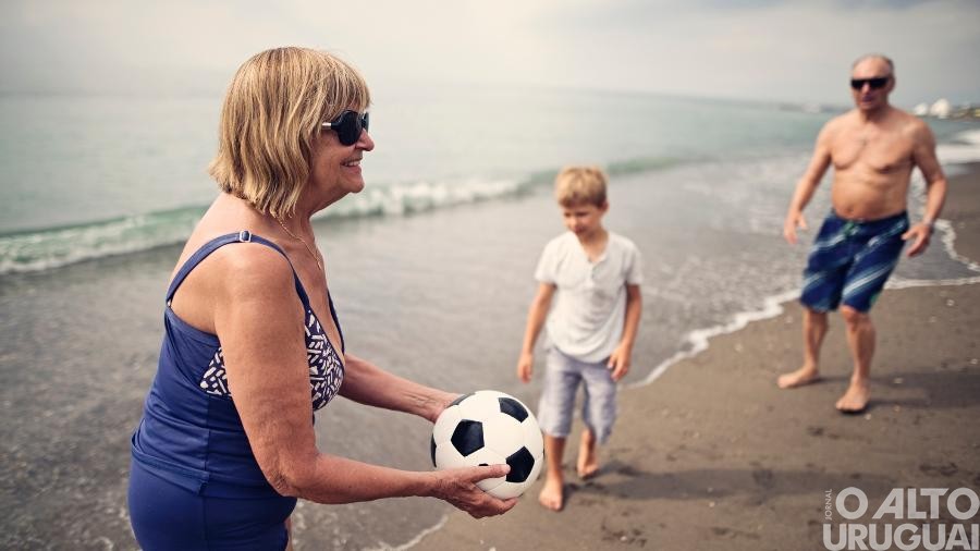 Cuidados essenciais com crianças e idosos: segurança e bem-estar em primeiro lugar!