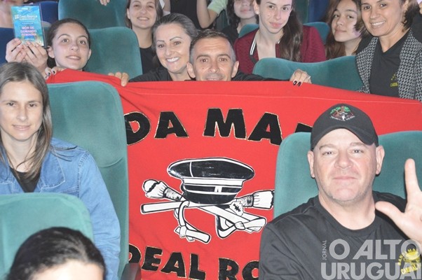 Bandas da Escola Cardeal Roncalli conquistam cinco títulos de campeãs e três de vice-campeãs em SC