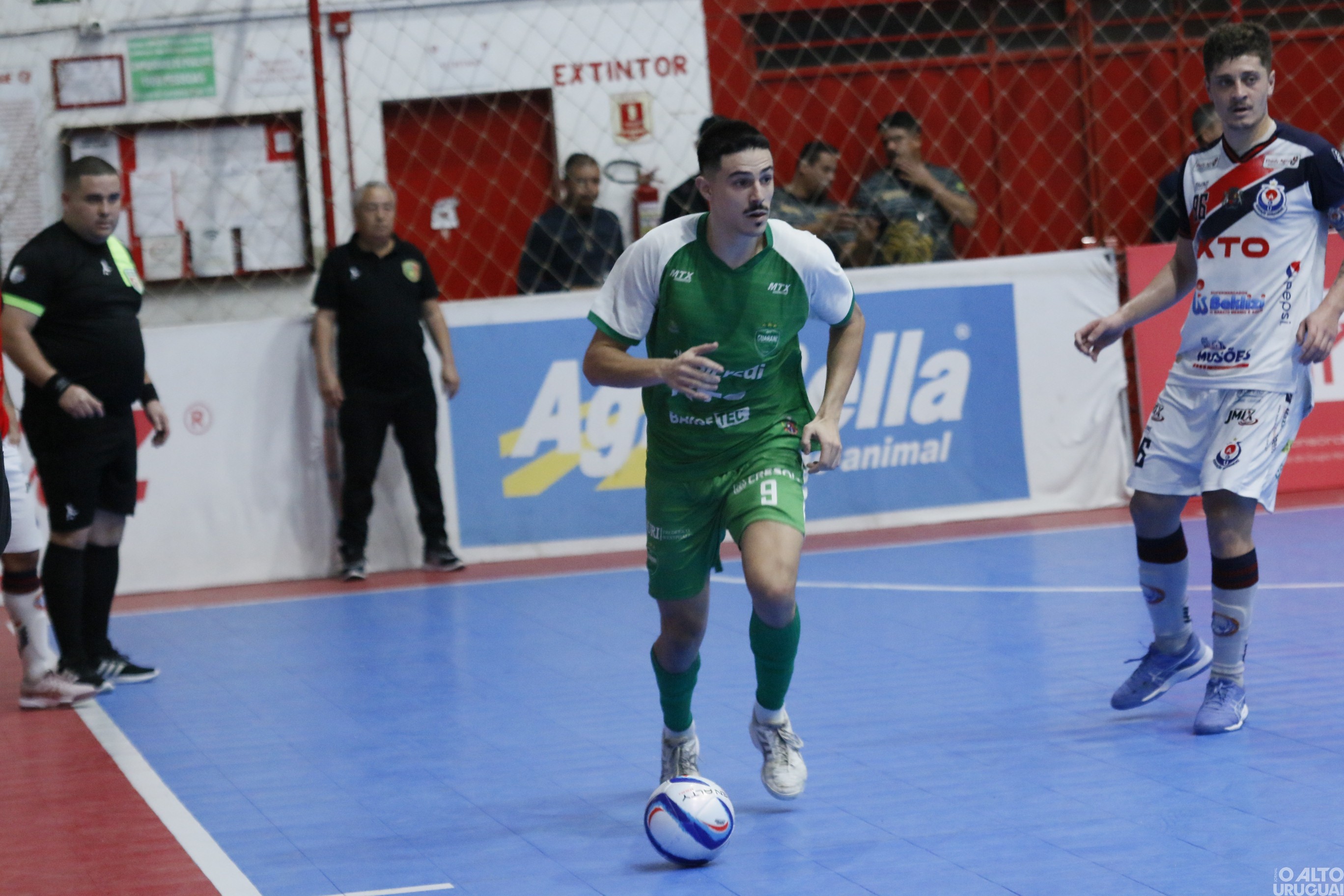 Guarani estreia sem gols contra AEU