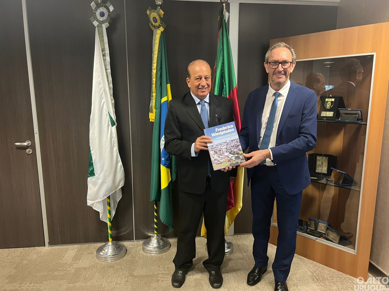 Prefeito Panosso e comitiva buscam recursos para a Oncologia do HDP