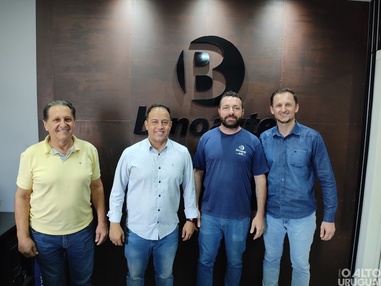 Mesa-diretora do Legislativo de FW visita finalistas do Prêmio Empresário do Ano 2022