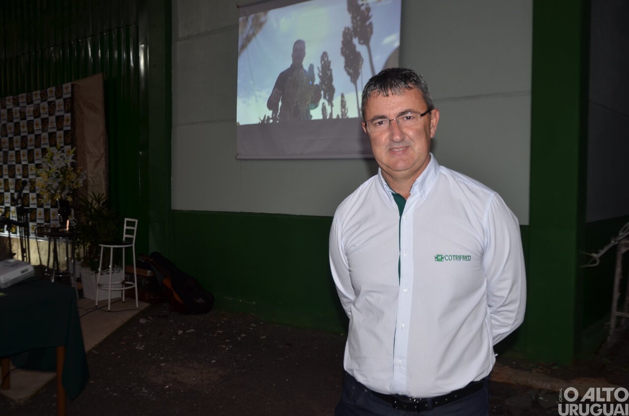 Cotrifred celebra nova unidade de recebimento de grãos em Iraí