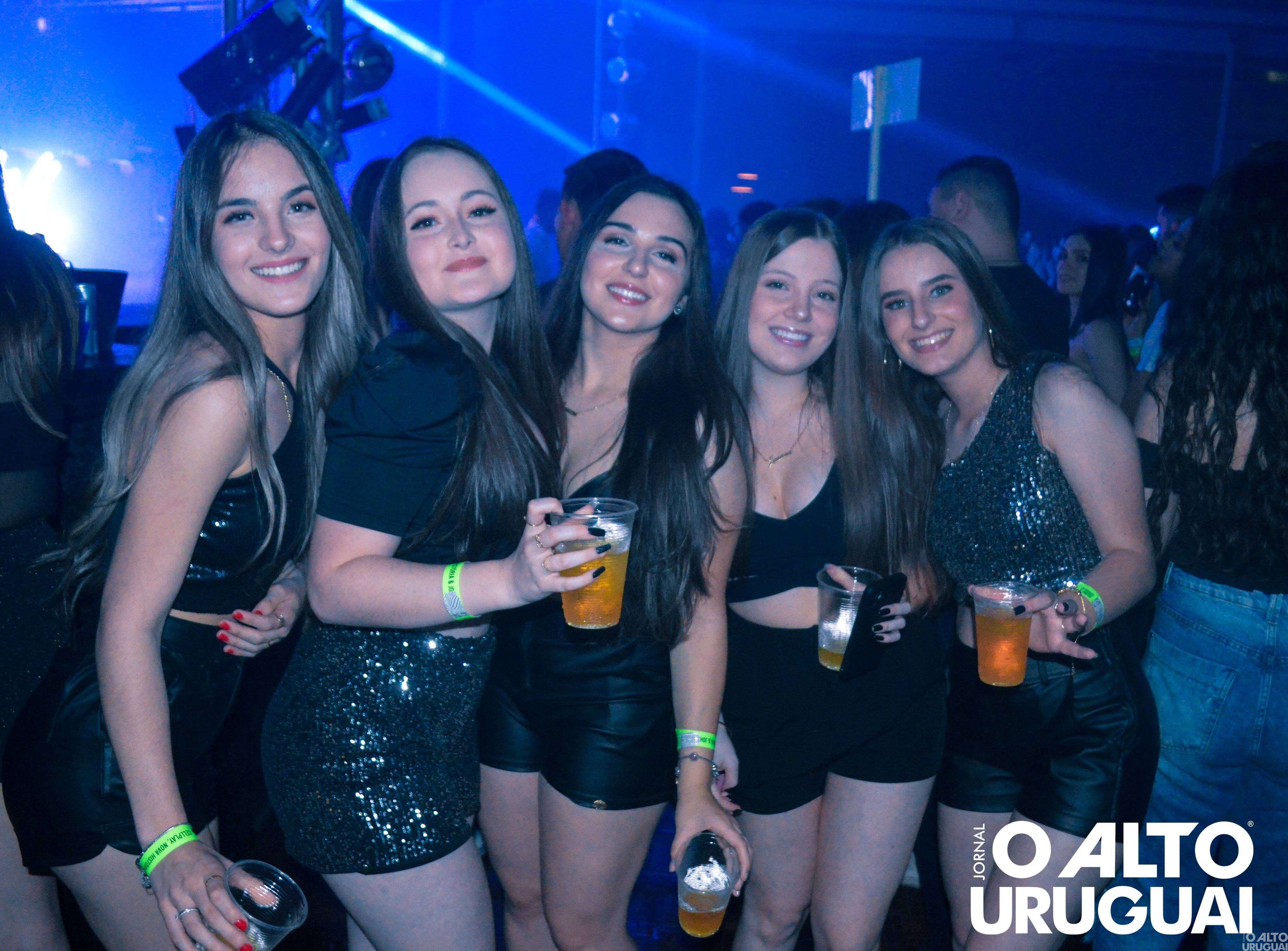 Show com Livinho reúne grande público em FW