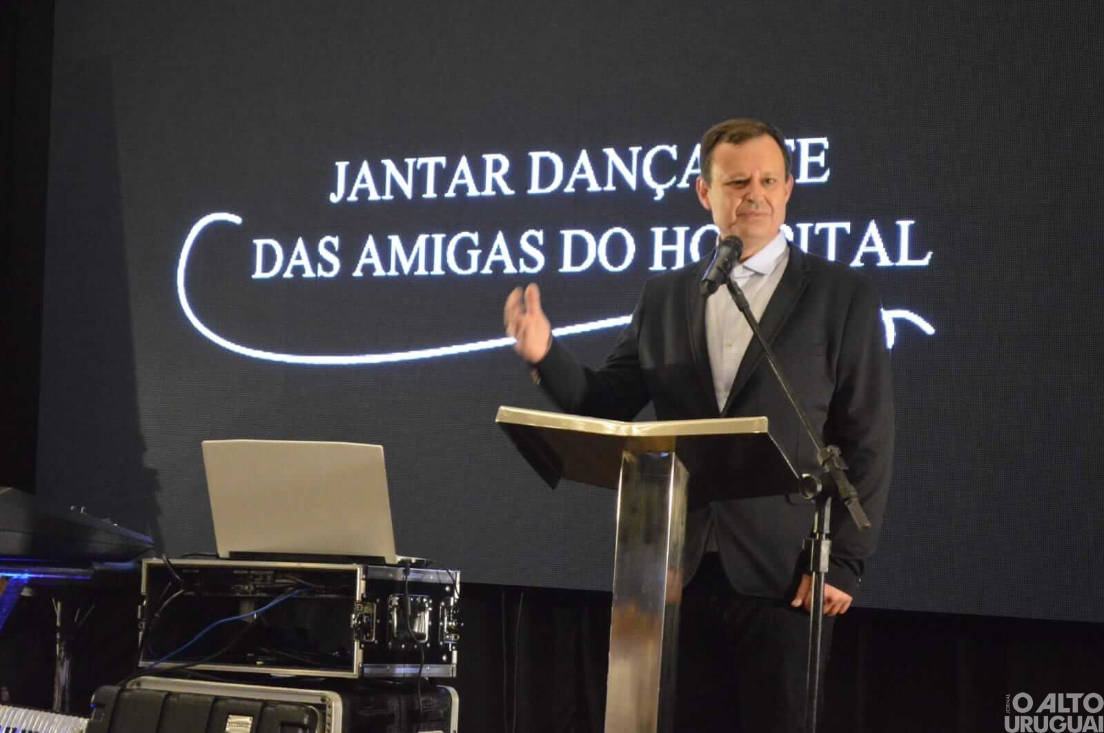 Jantar-dançante das Amigas do Hospital é realizado em Seberi