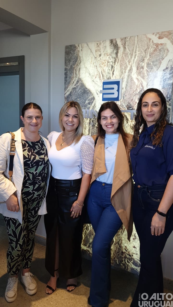 Núcleo da Mulher Empreendedora realiza reunião com visita à empresa