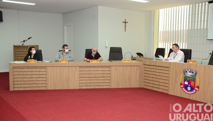 Adriano Reis é eleito presidente do Conselho de Saúde de FW