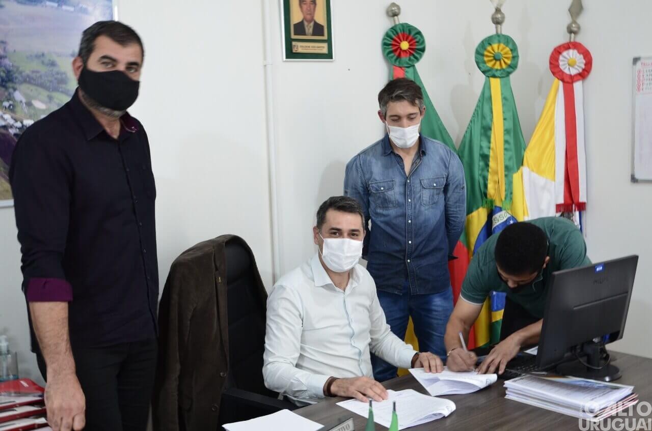 Distrito industrial de Caiçara receberá cinco novas empresas