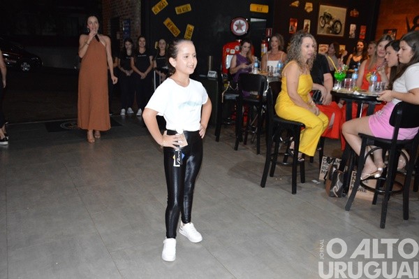 Divina Femme celebra nove anos com evento beneficente