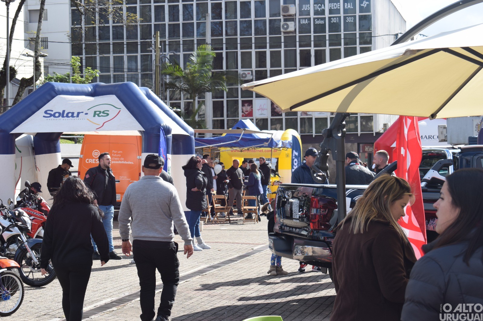 Comércio de FW estará aberto neste sábado à tarde