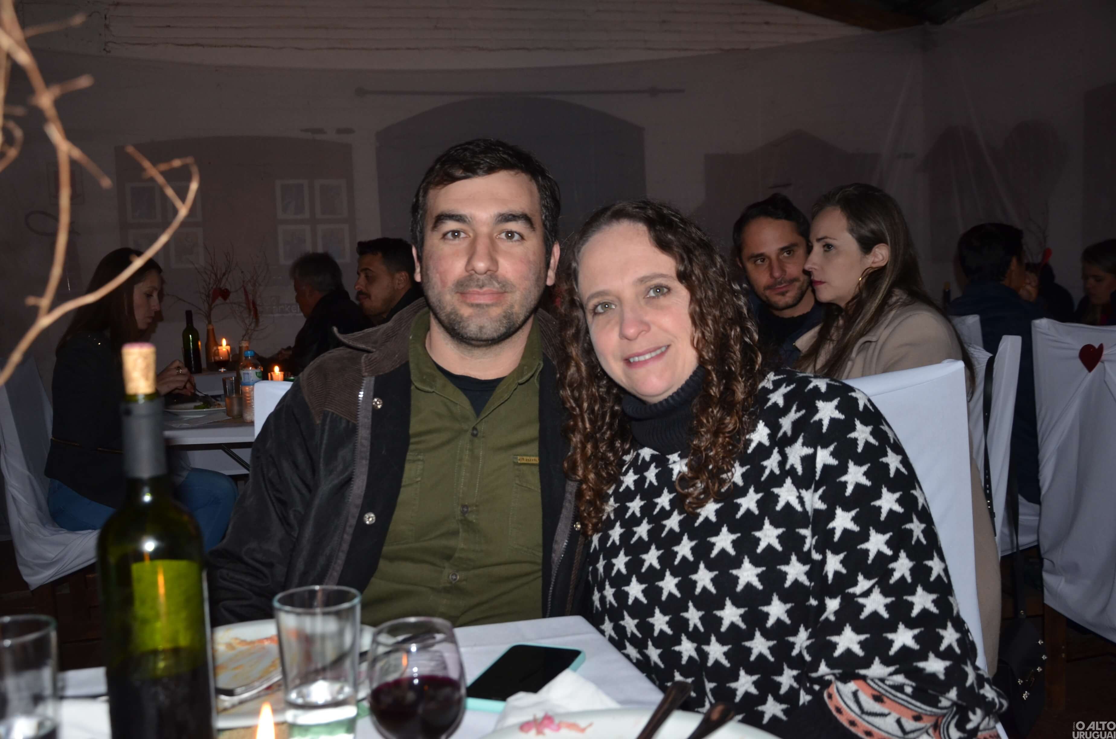 Noite do Galanteio reúne casais no CTG Rodeio da Querência