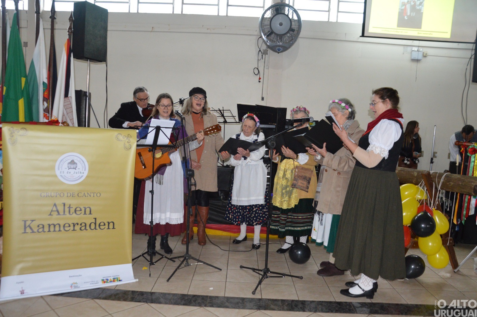 Mais de 500 pessoas participam da 33ª Julifest