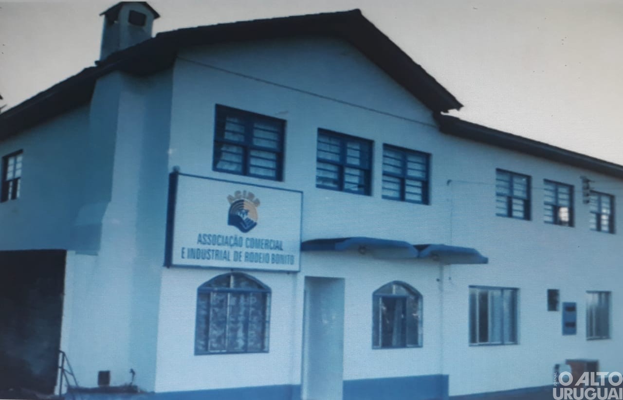Associação Comercial e Industrial de Rodeio Bonito celebra 46 anos