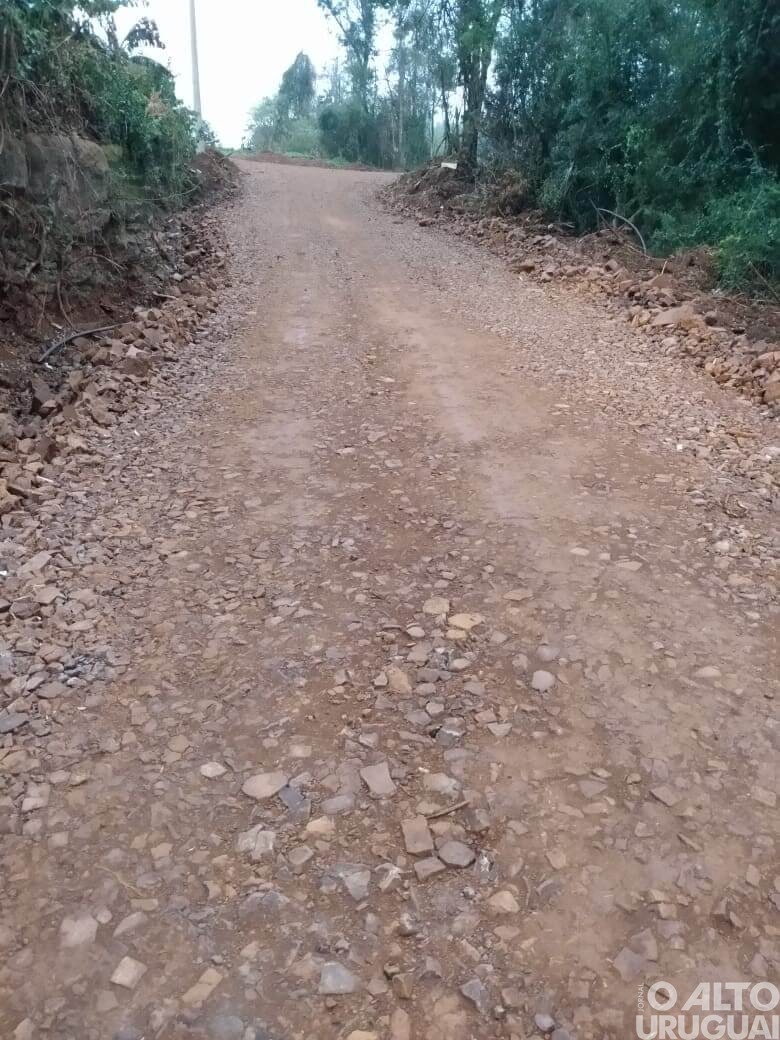 Estradas rurais passam por melhorias em Taquaruçu do Sul