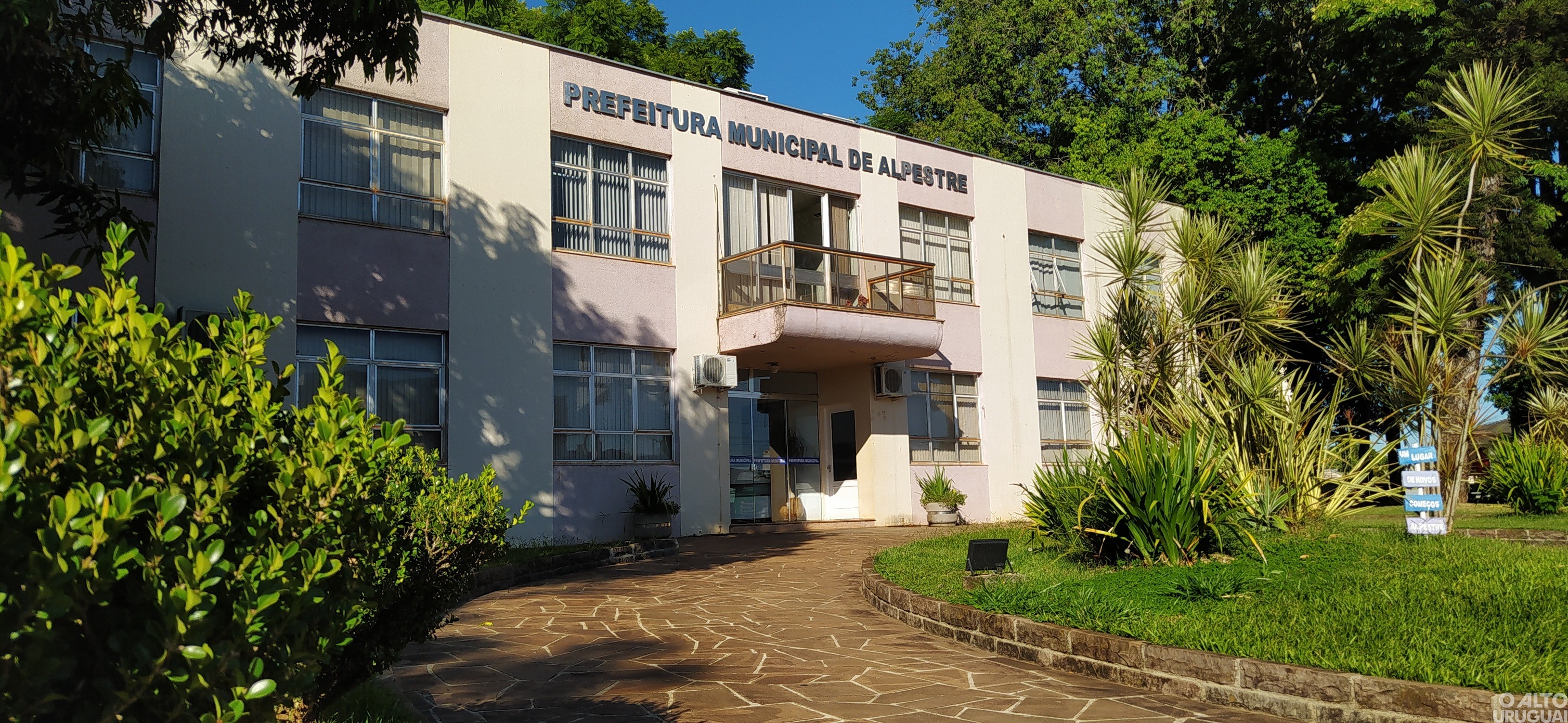Prefeitura de Alpestre atende no Centro Cultural durante reforma da sede