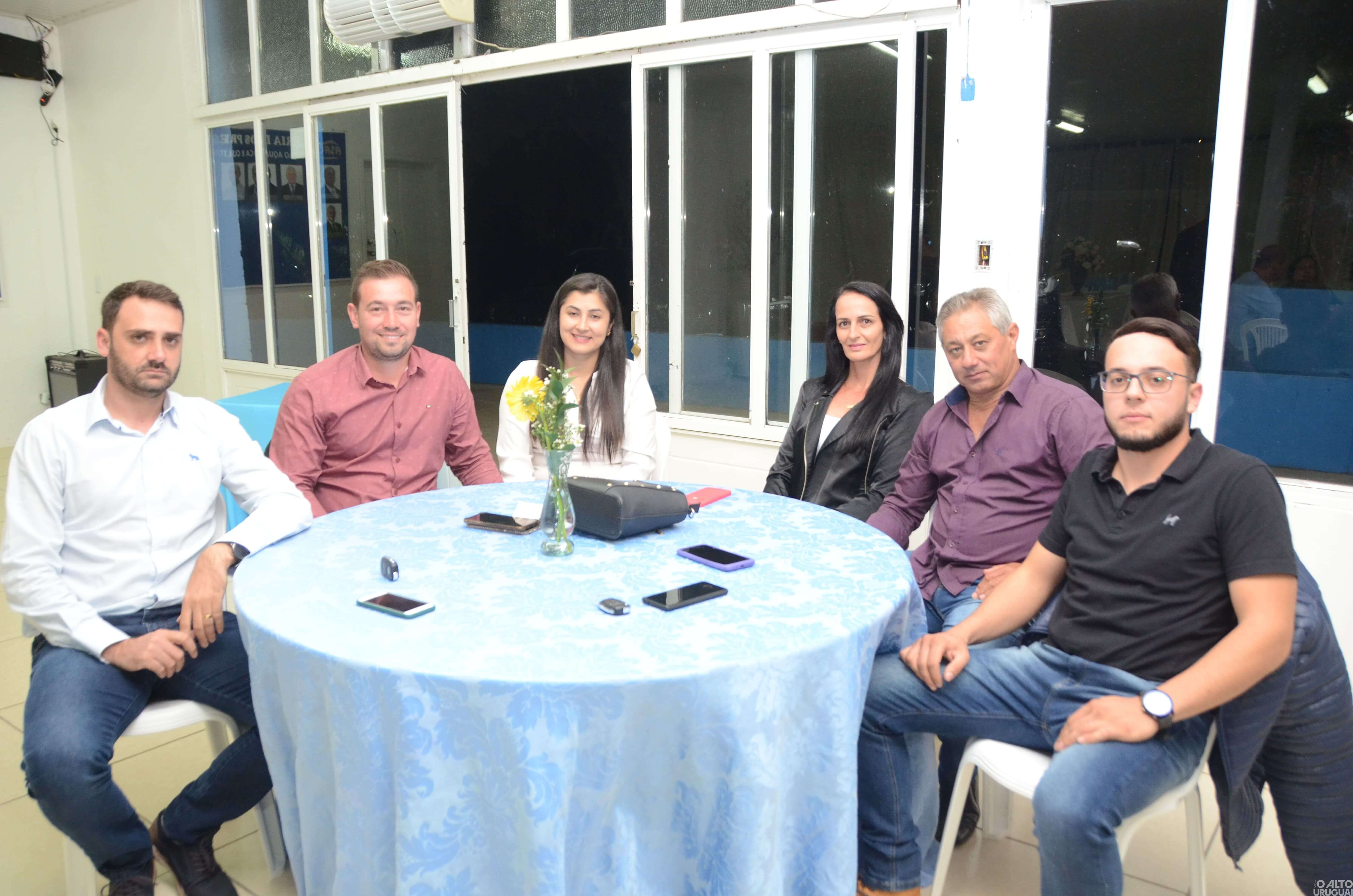 Nova diretoria da Aciseb/CDL toma posse