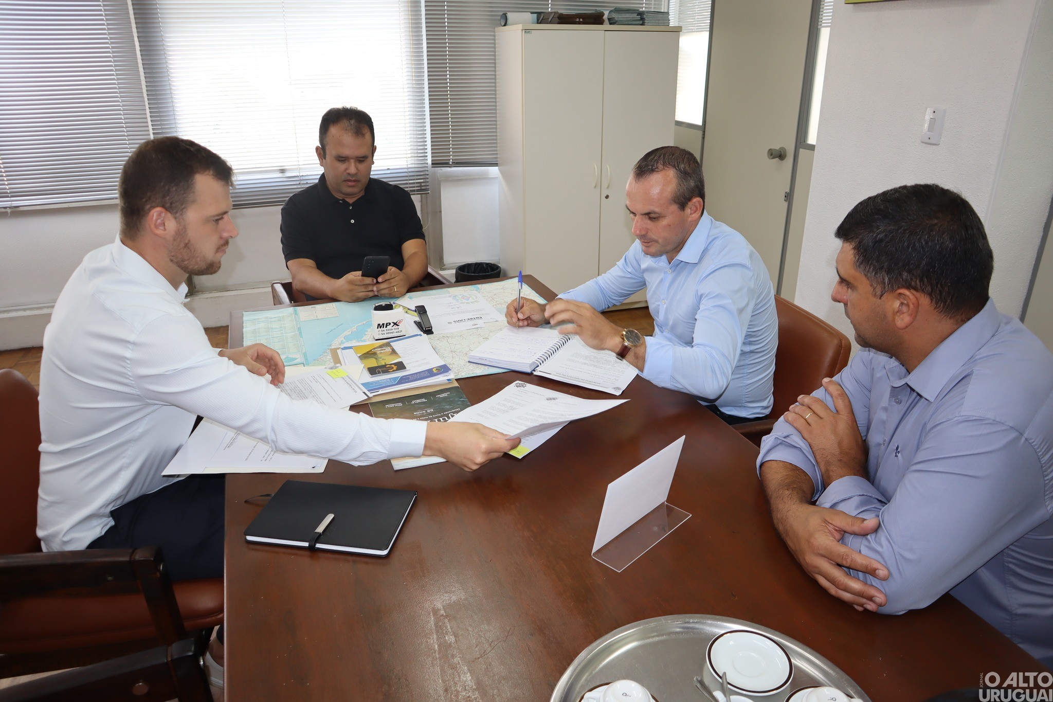 Prefeito Gilmar da Silva busca recursos para Ametista do Sul