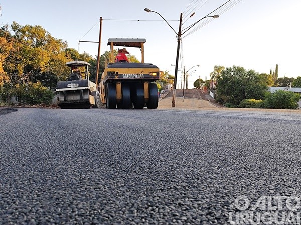 Pavimentação e recapeamento asfáltico melhoram a trafegabilidade urbana em Jaboticaba