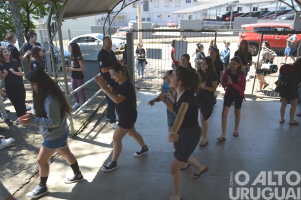 Bandas da Escola Cardeal Roncalli conquistam cinco títulos de campeãs e três de vice-campeãs em SC