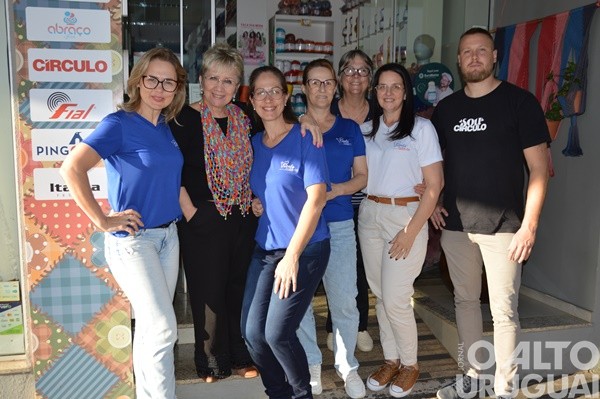 Tricolã promove workshop de tricô e crochê em FW