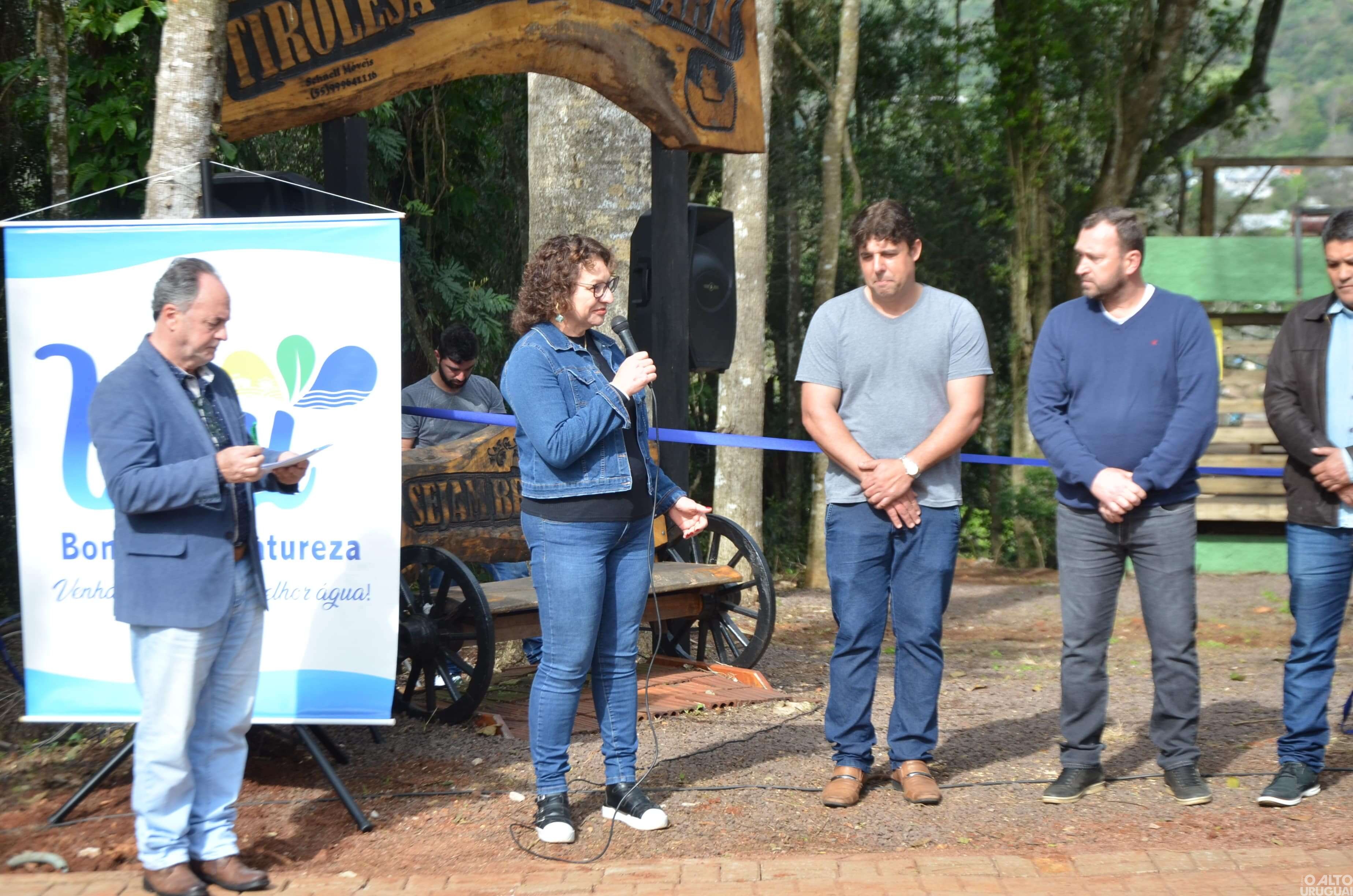 Tirolesa em Iraí é inaugurada