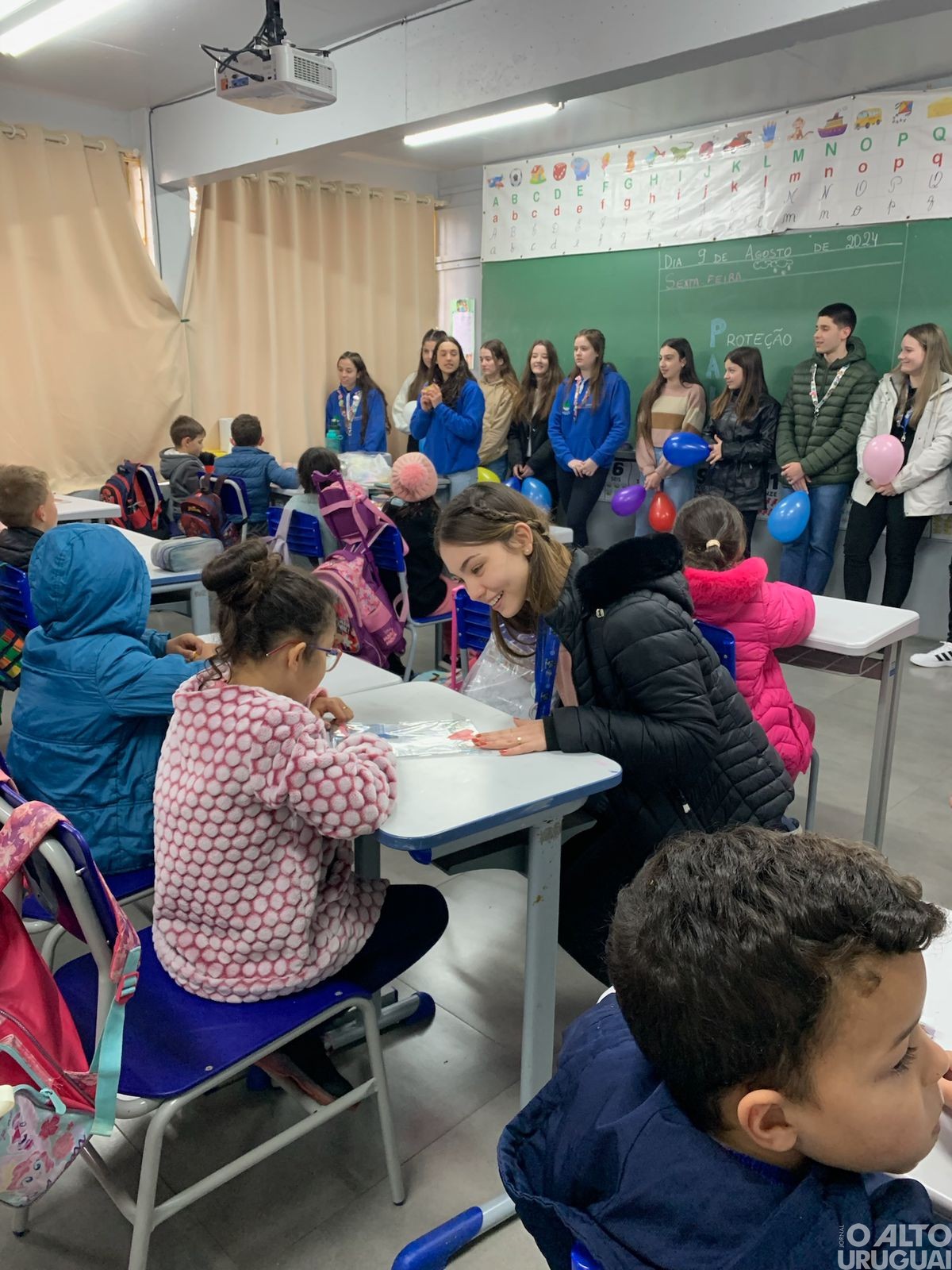 "Projeto Alegria: Aniversário Memorável" é iniciado em FW pelo Interact