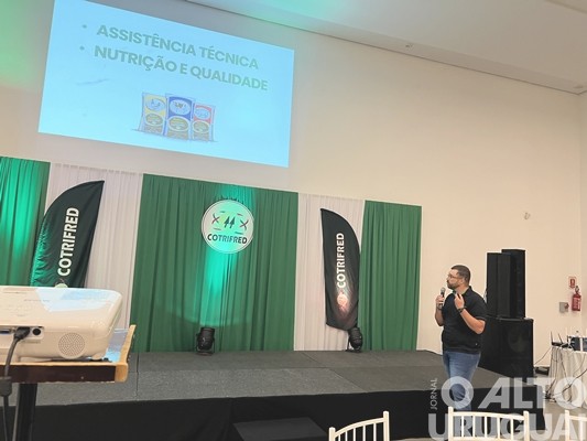 Cotrifred reúne mais de 300 produtores em FW para debater sobre bovinocultura de leite