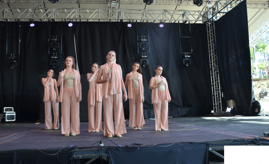 Expofred Cultural recebe Em Cena