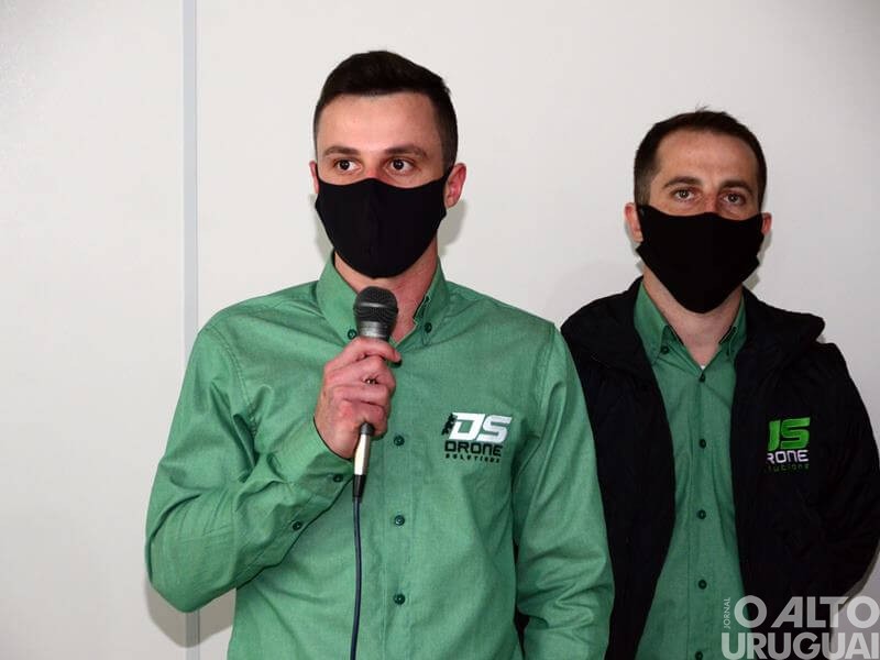 Empresa de drones de pulverização agrícola inaugura sede em FW