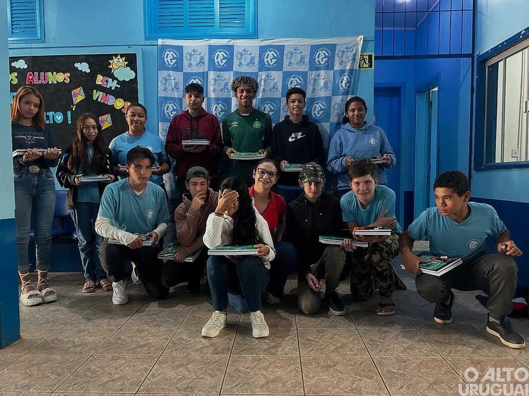 Entregues mais de 1,2 mil kits de materiais escolares aos alunos da rede municipal de Seberi