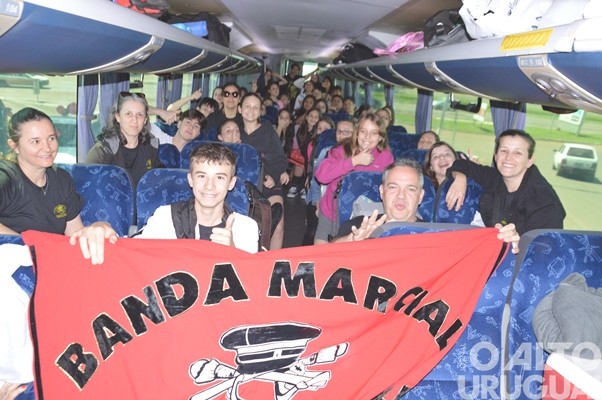 Bandas da Escola Cardeal Roncalli conquistam cinco títulos de campeãs e três de vice-campeãs em SC