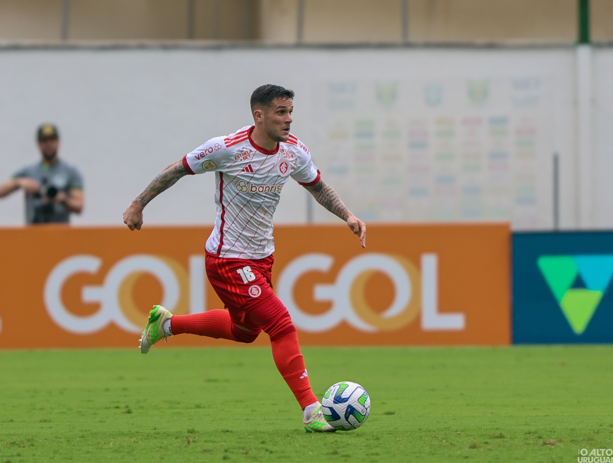 Inter enfrenta o São Paulo nesta quarta-feira para se afastar do Z4