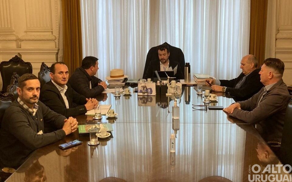 Presidente do Cigres cumpre agenda na capital do Estado