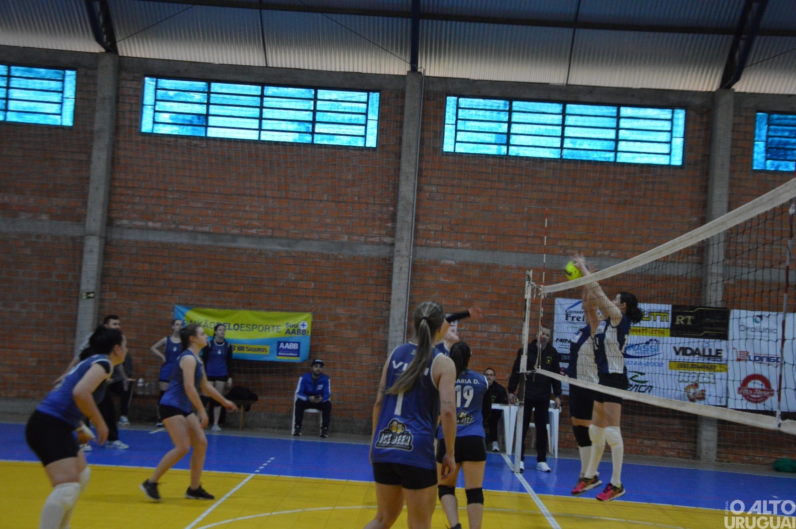 Copa Frederiquense de Vôlei é realizada na AABB-FW