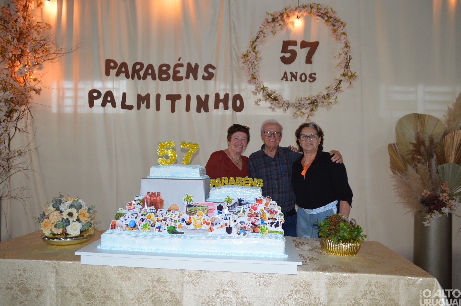 Almoço popular e corte do bolo marcam os 57 anos de Palmitinho