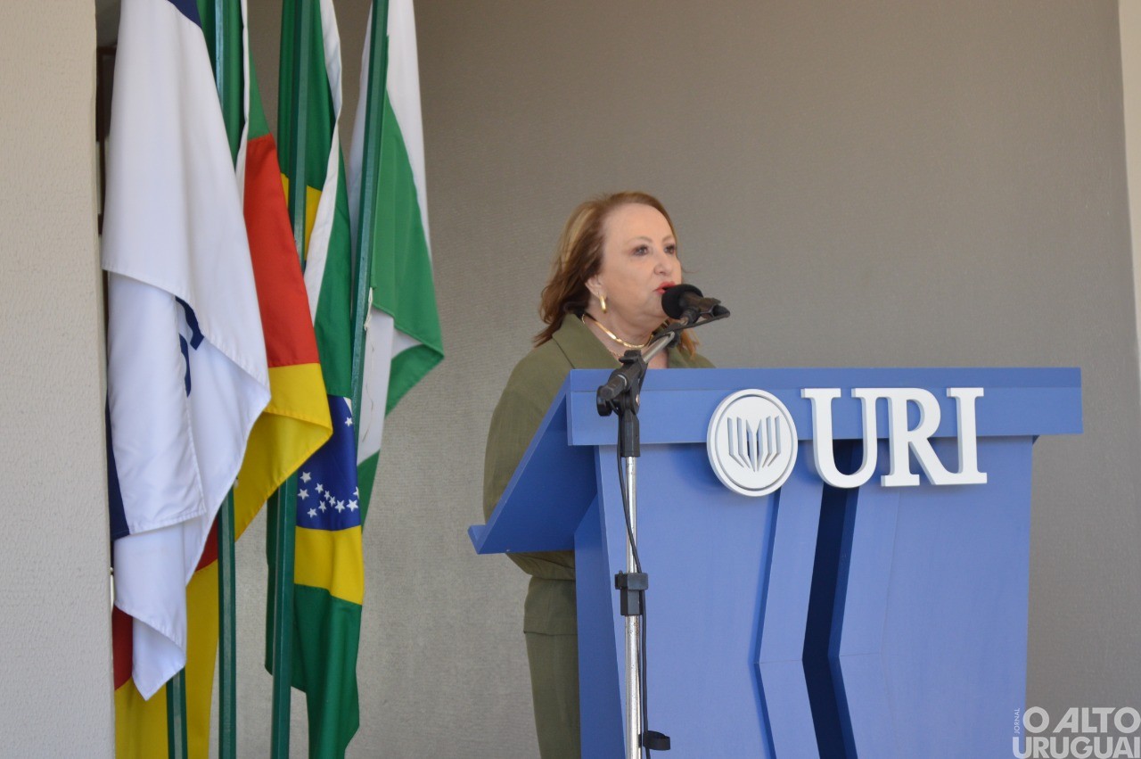 Escola Básica da URI/FW é reinaugurada