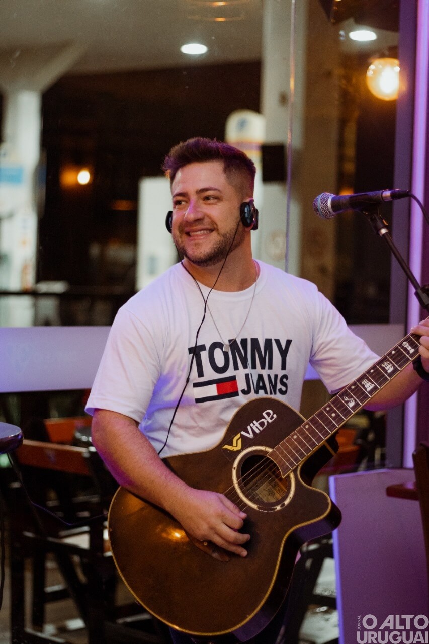 “Nunca desisti da música”