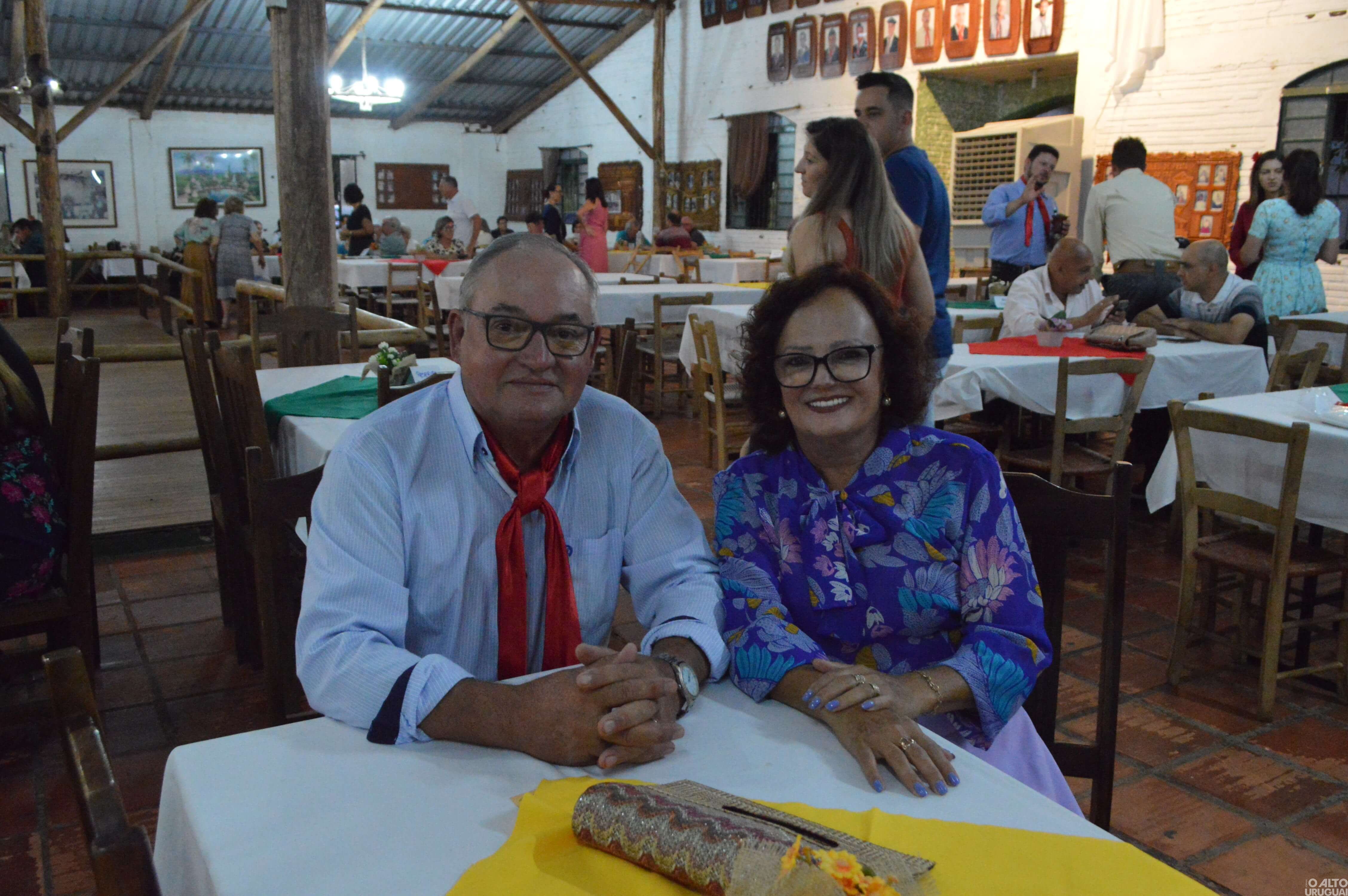 Diego Bertoletti da Rocha toma posse como patrão do CTG Rodeio da Querência